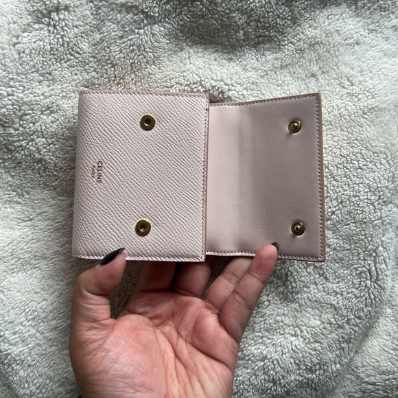 CELINE SMALL TRIFOLD WALLET IN GRAINED
CALFSKIN - Picture 5 of 9